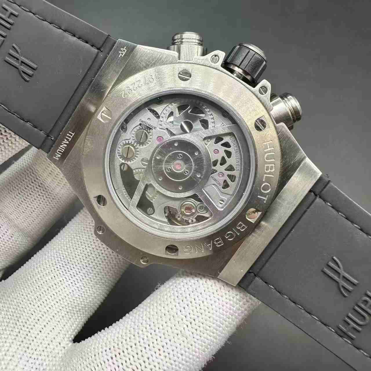 Hublot super clone 7750 automatic diamonds silver case rainbow baguette bezel. 380$