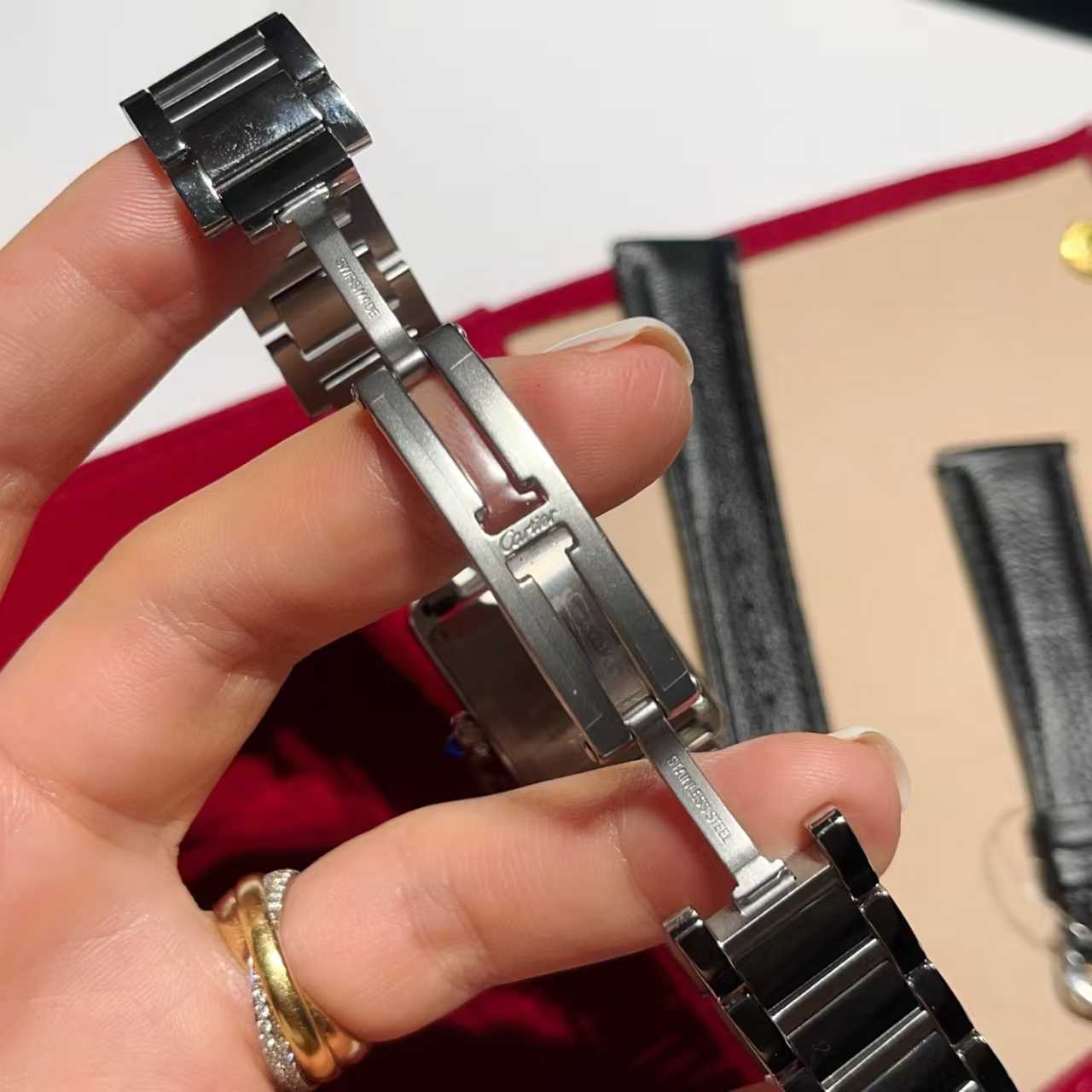 Tank must - quick switch ( whole set with leather straps)