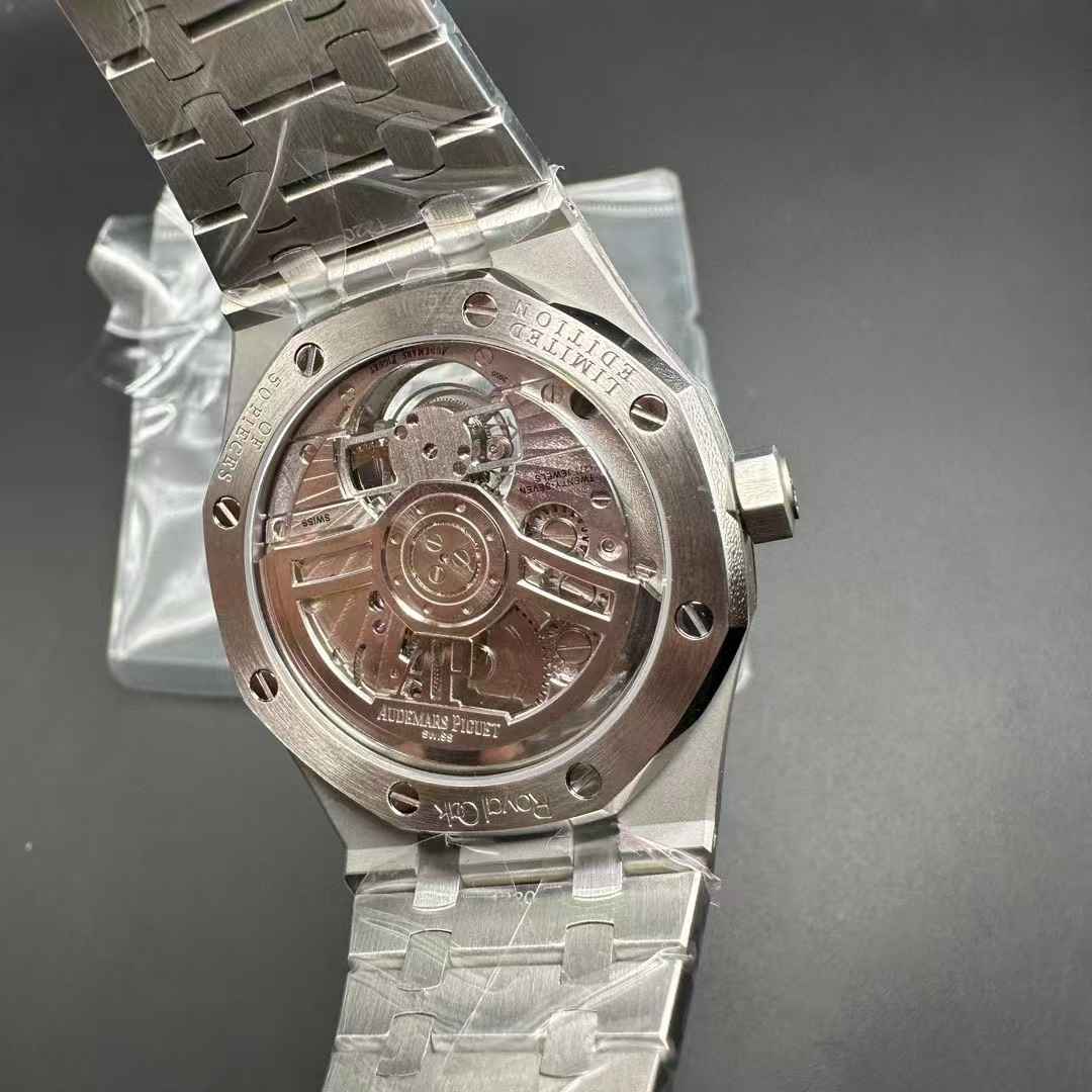 AP Royal Oak Tapisserie 26530ST.OO.1220ST.01 hands-winding Tourbillon movement Calibre2950 Steel case 41x12.5mm green baguette bezel green dial. 750$