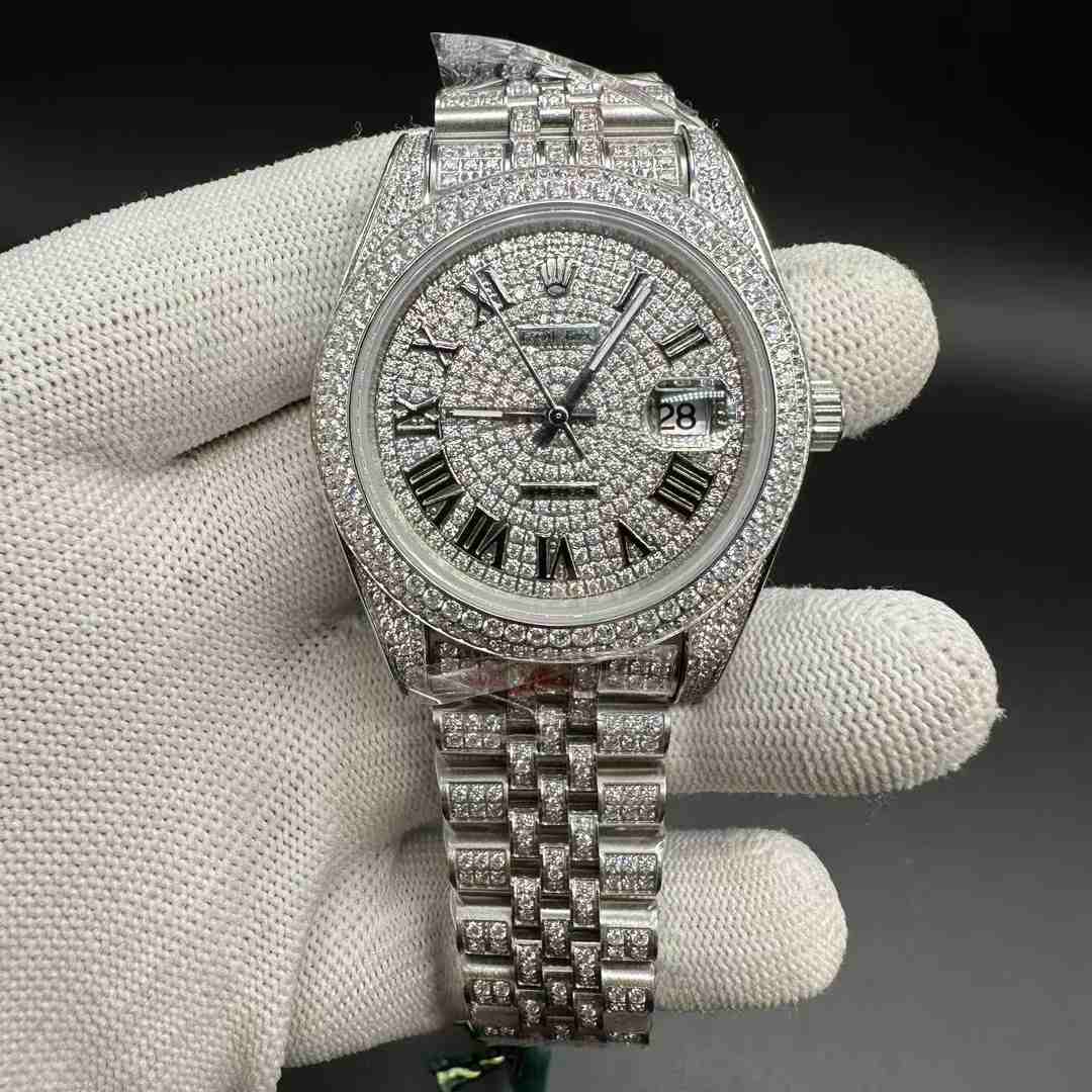 Datejust AAA automatic Diamonds silver case 41mm Diamonds Roman dial Jubilee band. 285$