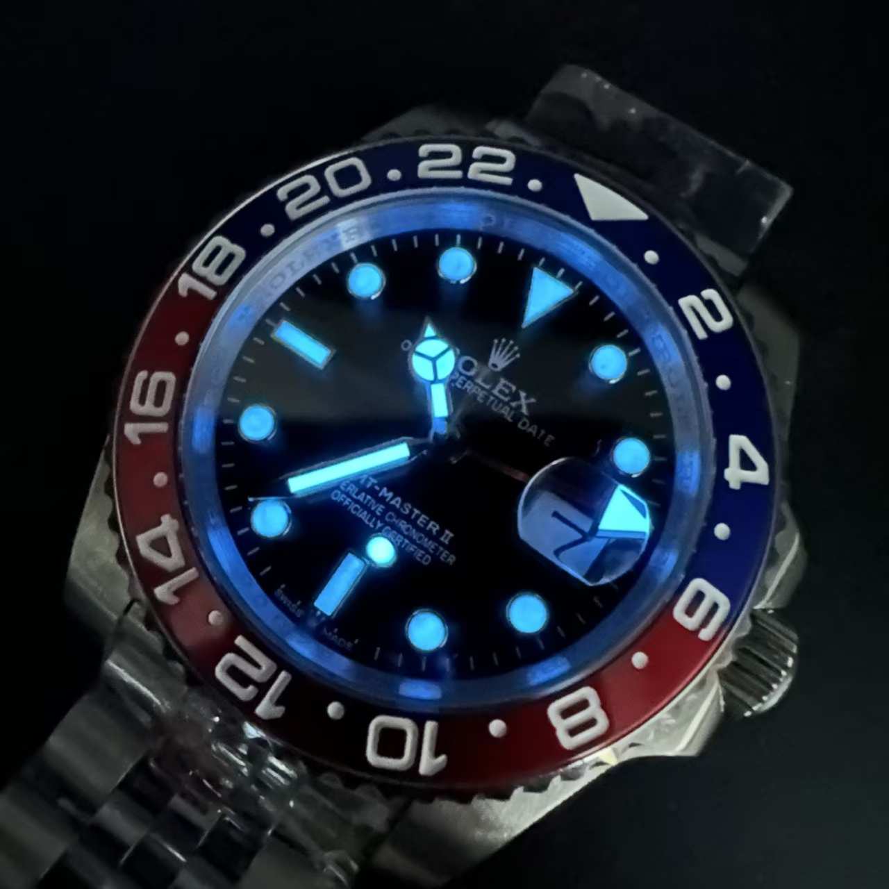GMT Pepsi jubilee AAA+ automatic red/blue bezel black dial jubilee band.  115$
