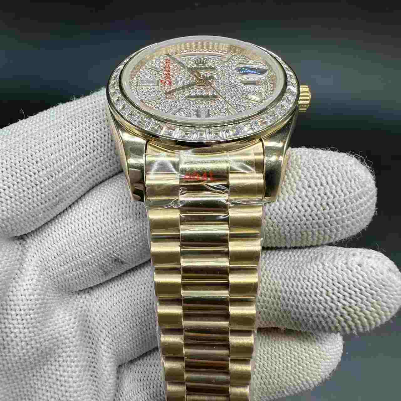 Daydate AAA gold case 40mm baguette bezel diamonds dial President band. 125$