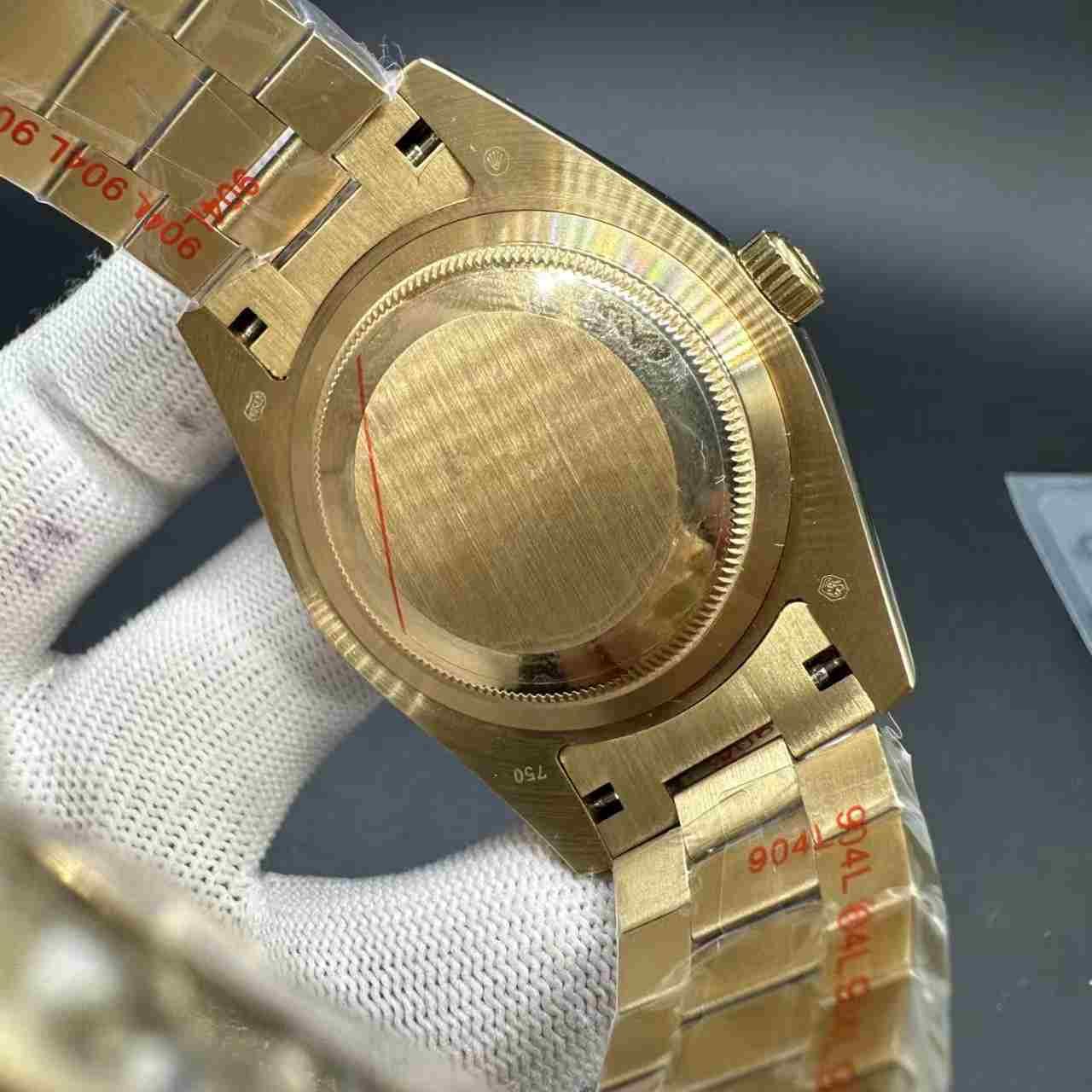 Daydate AAA gold case 40mm baguette bezel diamonds dial President band. 125$