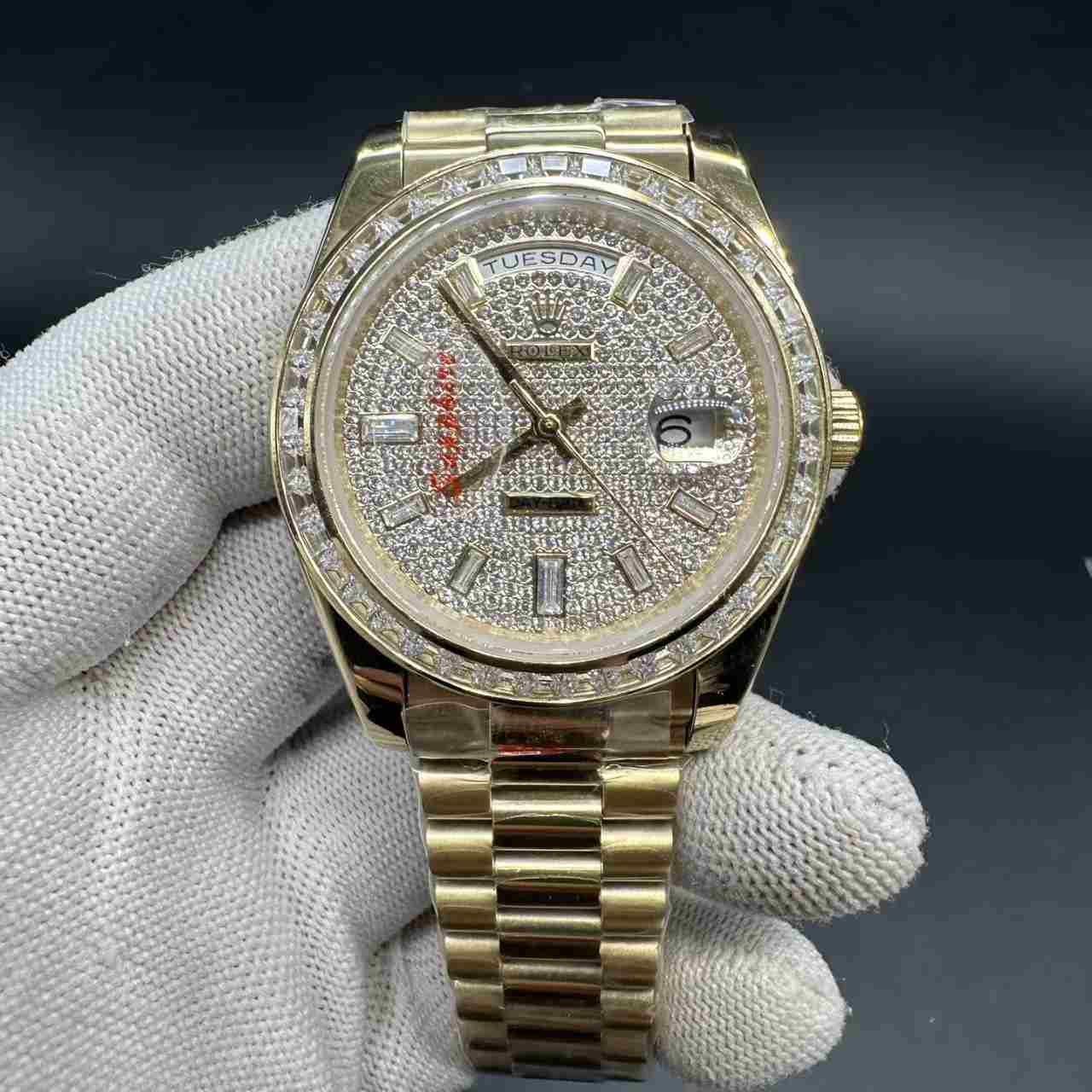 Daydate AAA gold case 40mm baguette bezel diamonds dial President band. 125$