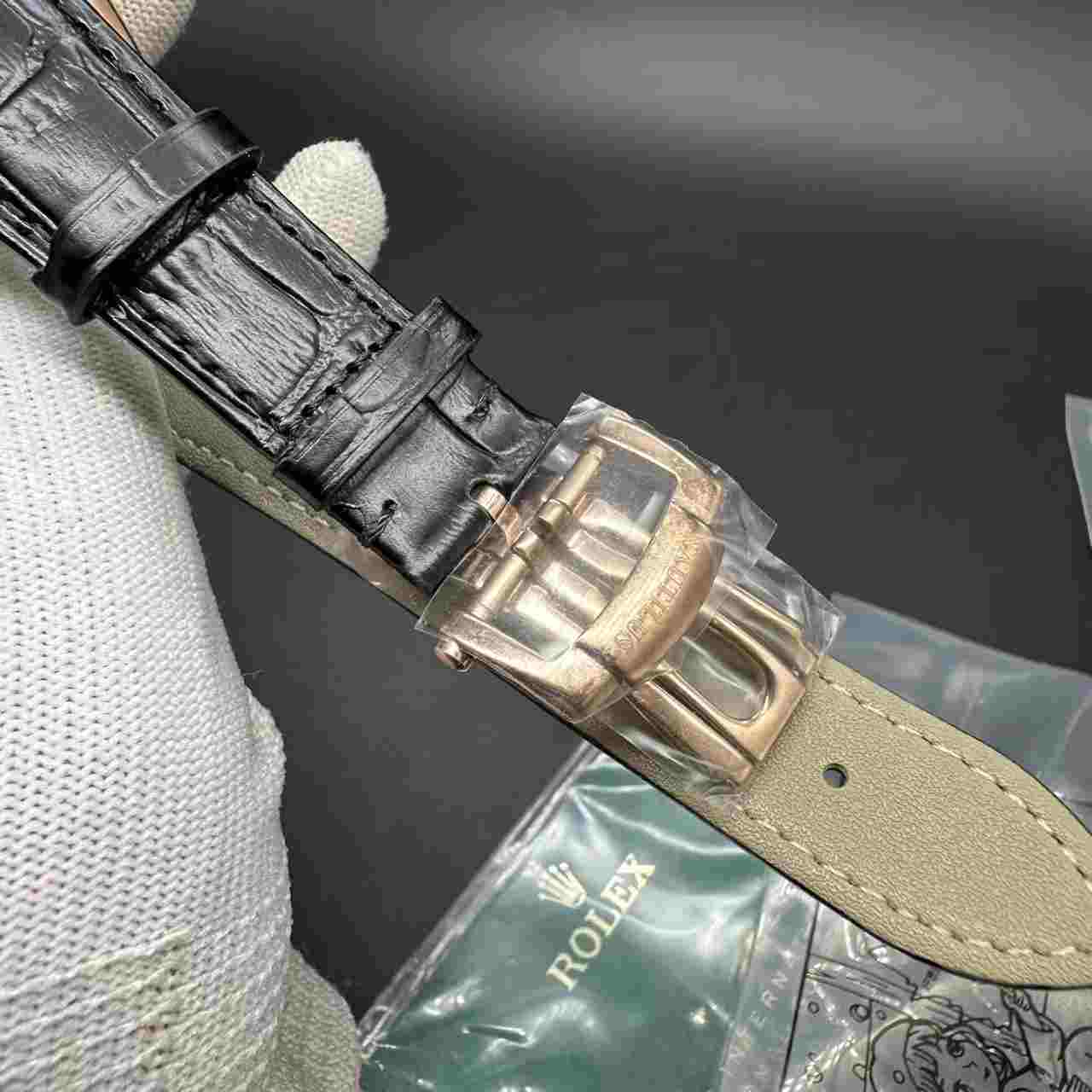 Patek Philippe AAA automatic rose gold case 40mm black dial black leather strap. 115$