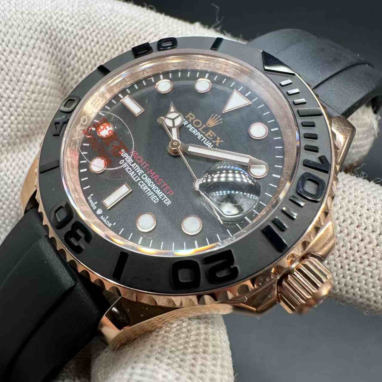 YM AAA+ YT factory automatic rose gold case 40mm black dial oysterflex black rubber strap. 115$