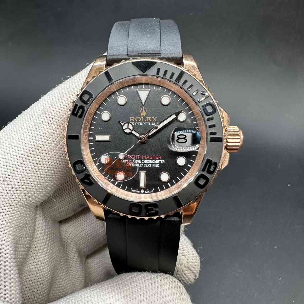 YM AAA+ YT factory automatic rose gold case 40mm black dial oysterflex black rubber strap. 115$