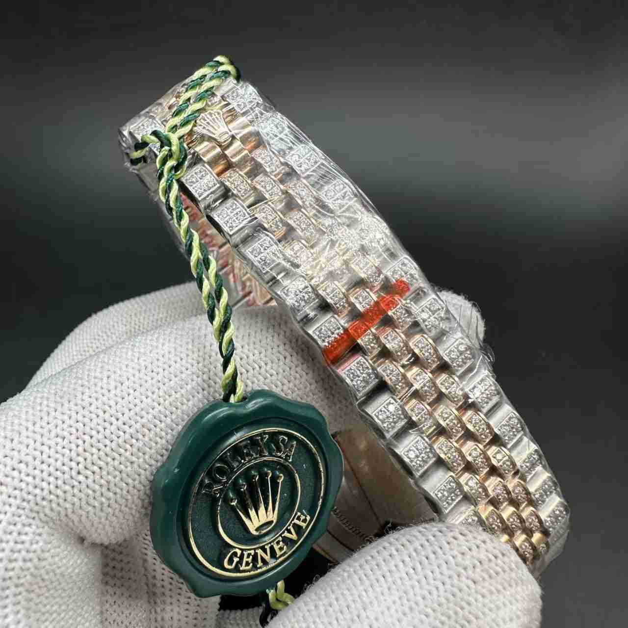 Daydate AAA diamonds CZ 2tone rose gold case 43mm prongset bezel blue baguette dial jubilee band 300$