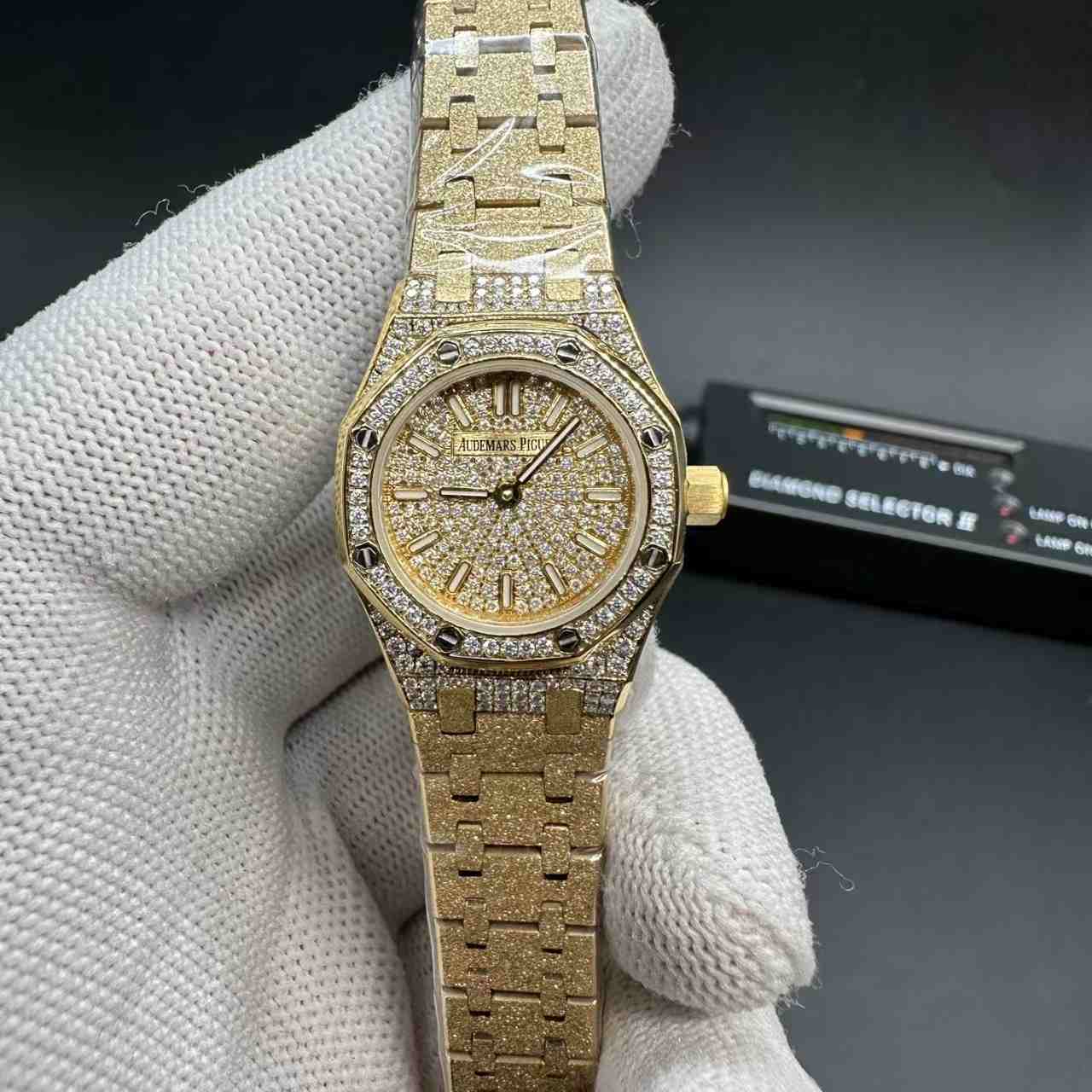 AP frosted gold case 23mm Moissanite diamonds dial quartz movement women watch F40+OO480