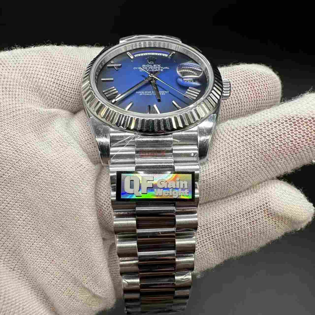 Daydate QF V8 3255 Gain weight 190g Steel case 40mm Blue Ombre dial. 698$