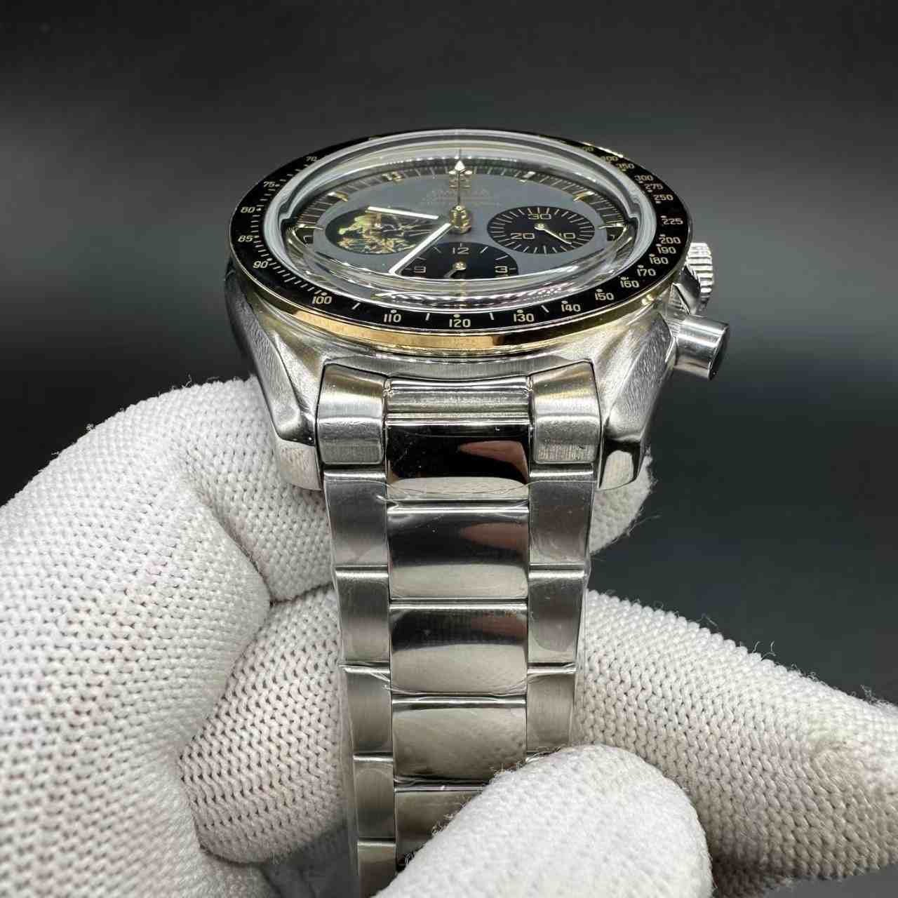 Omega Speedmaster professional AAA Quartz steel case 42mm  115$