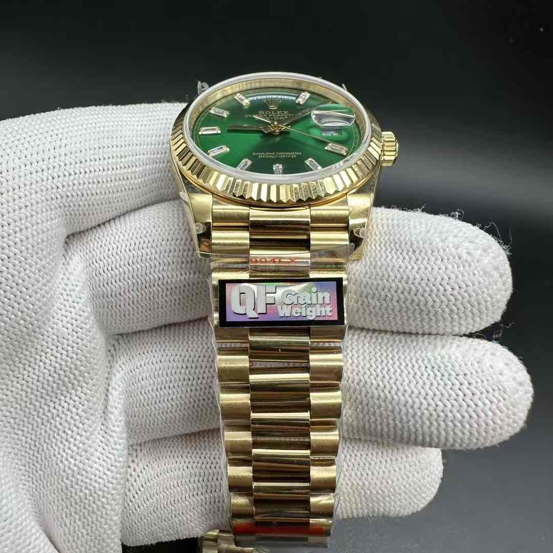 Daydate QF 2836/3255 Gain weight Gold case 36mm Baguette green dial President band. 500$
