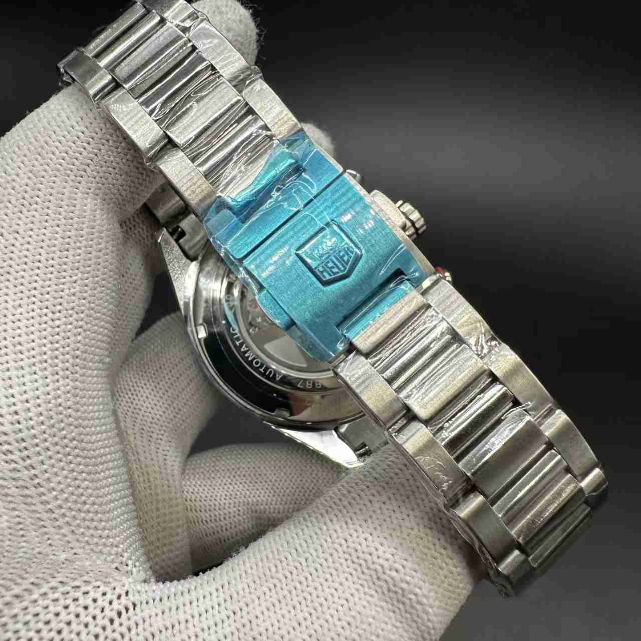 TAG Calibre 16 AAA automatic steel case 44mm black dial. 115$