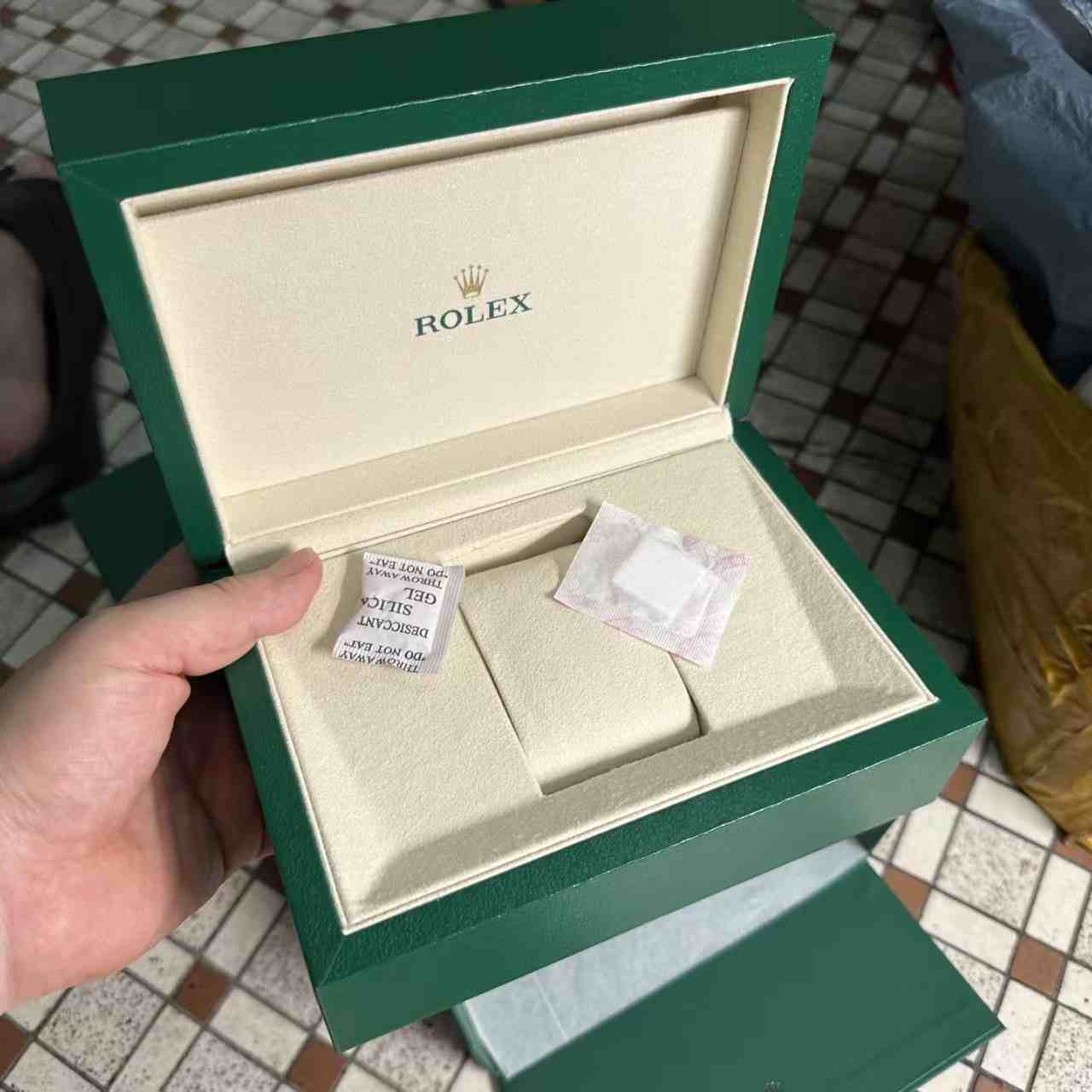 Rolex new box 2025 85$
