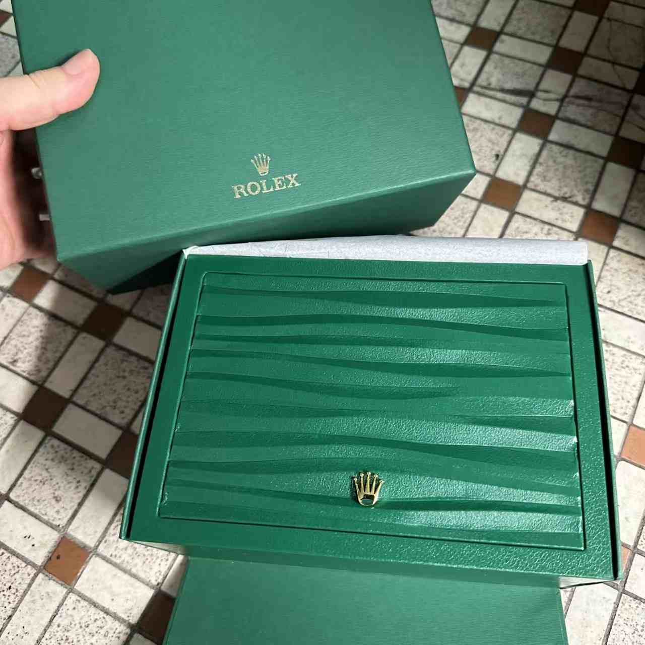 Rolex new box 2025 85$