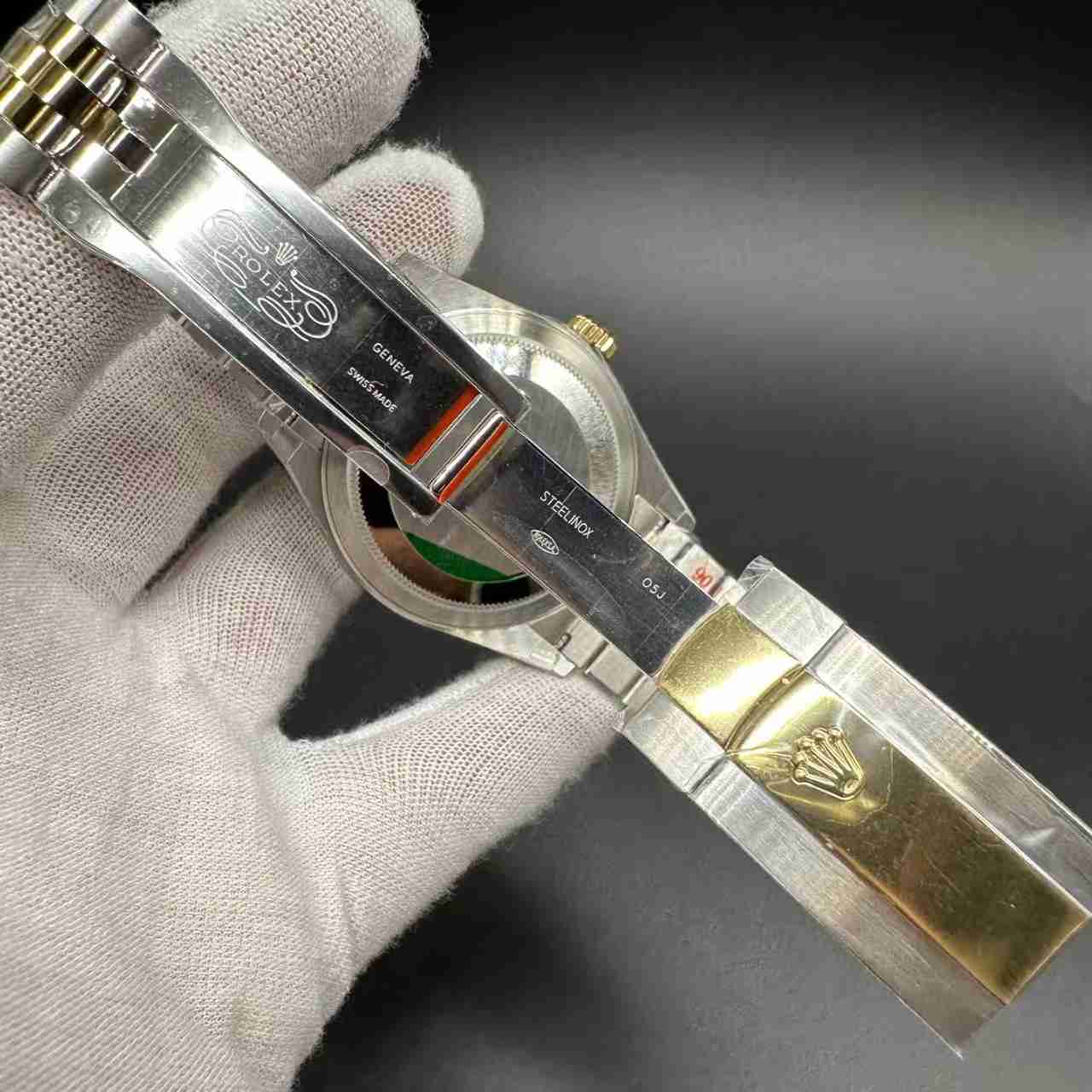 Sky-dweller Noob 9001 automatic super clone 2tone gold case 42mm White dial Jubilee band. 400$