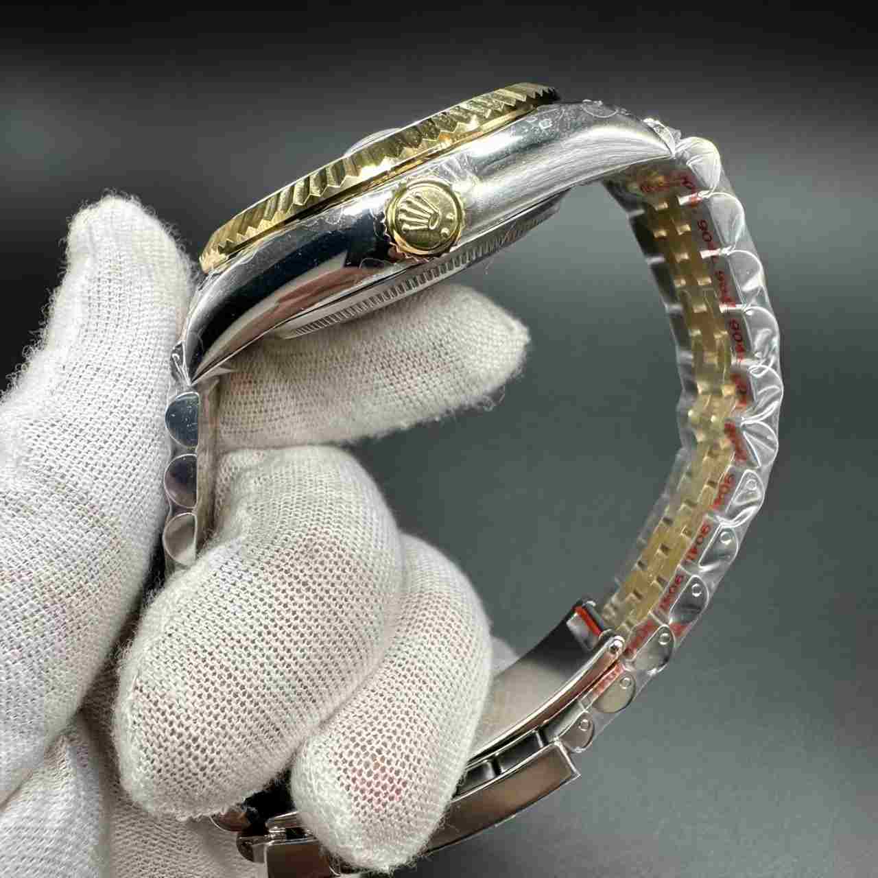 Sky-dweller Noob 9001 automatic super clone 2tone gold case 42mm White dial Jubilee band. 400$