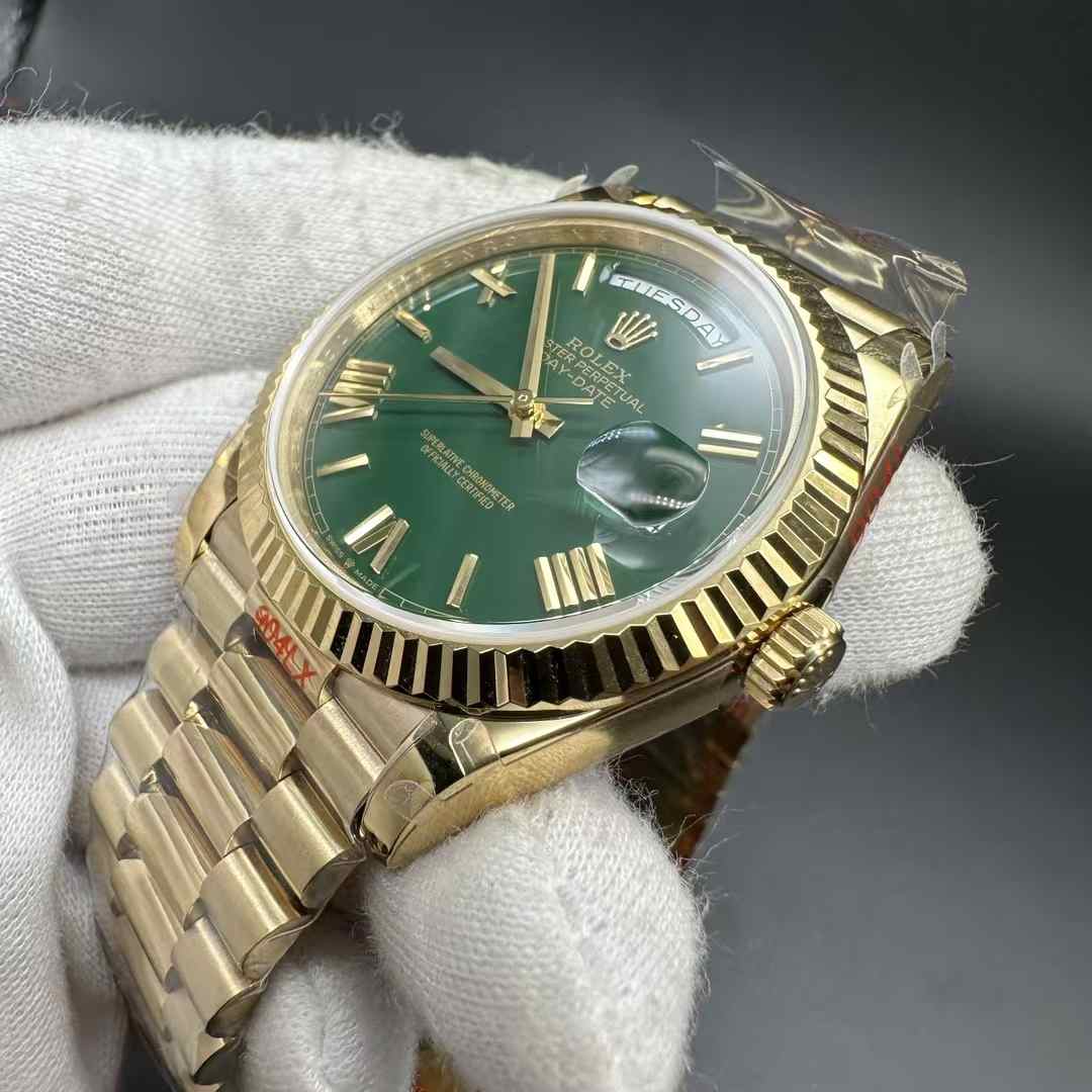 Rolex Daydate GM 2836 heavy version 180g Yellow gold case 40mm Roman green dial President bracelet. 460$