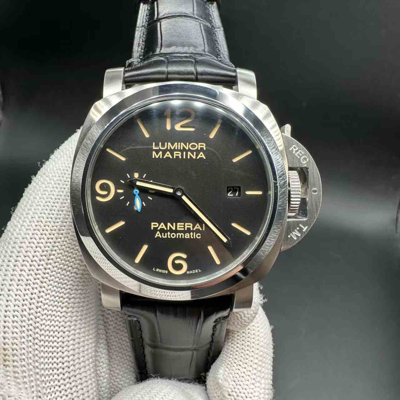 Panerai Luminor Marina AAA+ automatic Steel case 44mm black dial black leather strap. 150$