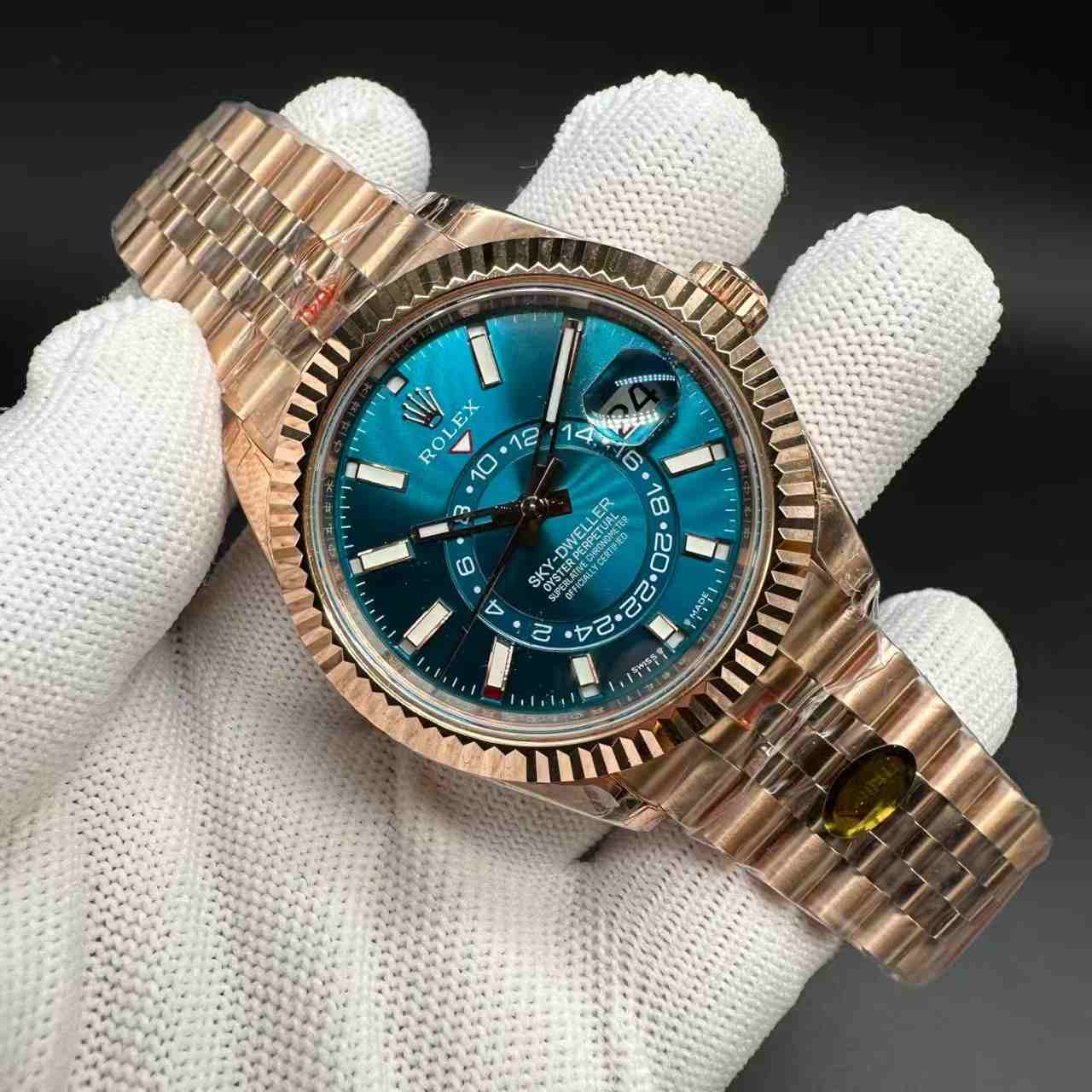 Sky-dweller Noob V2 9001 movement Rose gold case 42mm Blue dial Jubilee band. 398$