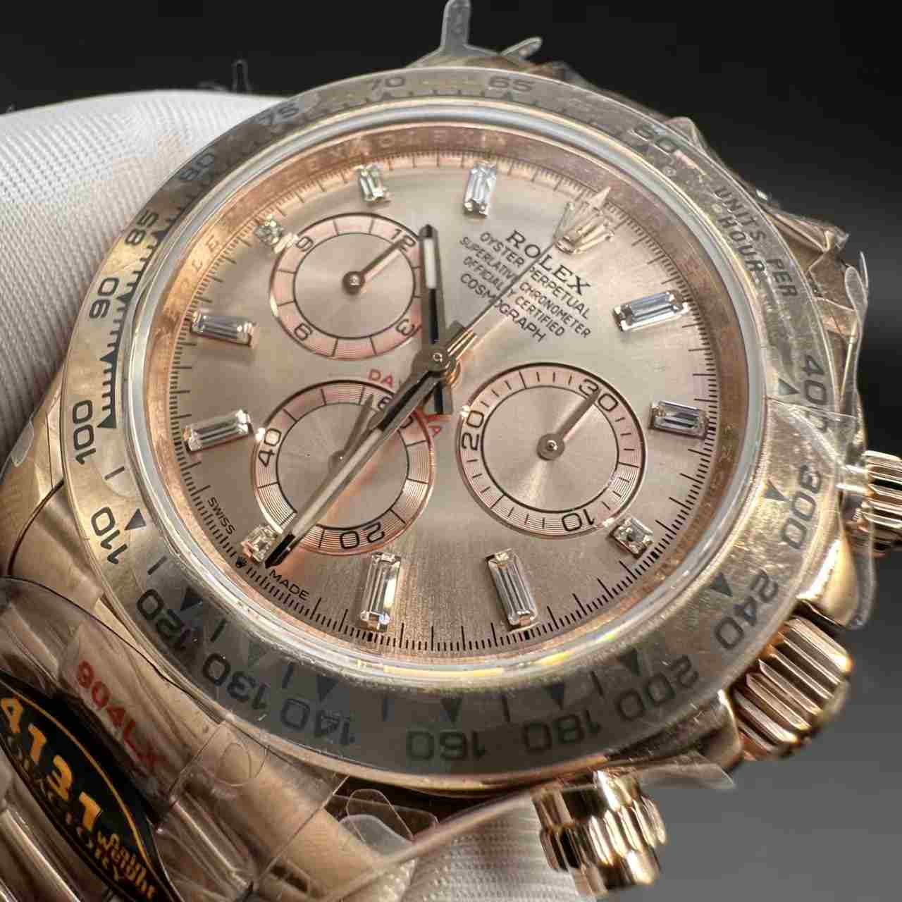 Daytona QF V6 Version gain weight 180g Chronograph 4131 automatic Rose gold case 39mm Baguette Rose dial Oyster band. 980$