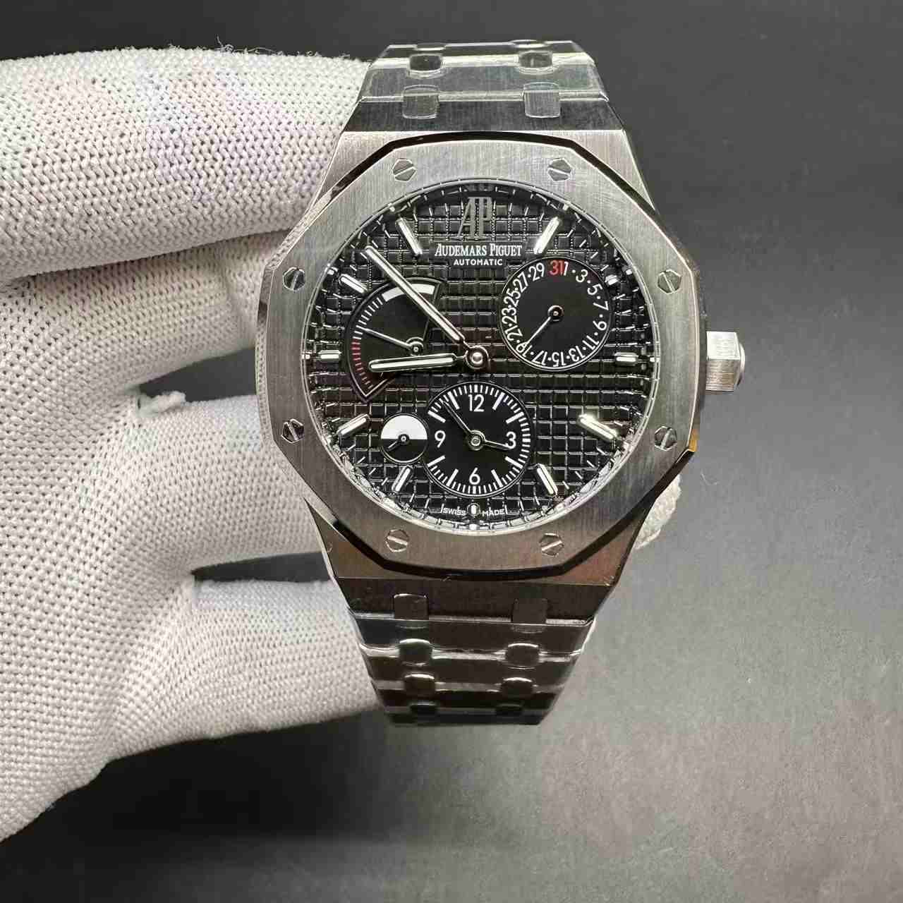 AP power reserve Swiss automatic steel case 41mm black dial  350$