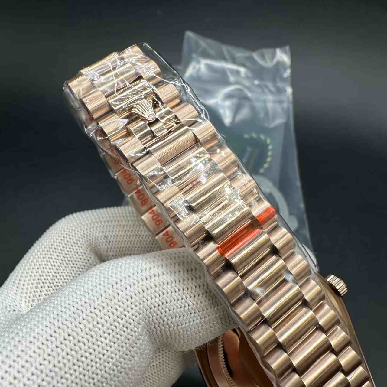 Daydate Ombré black dial rose gold case 40mm AAA+ GD factory automatic president band.  136$