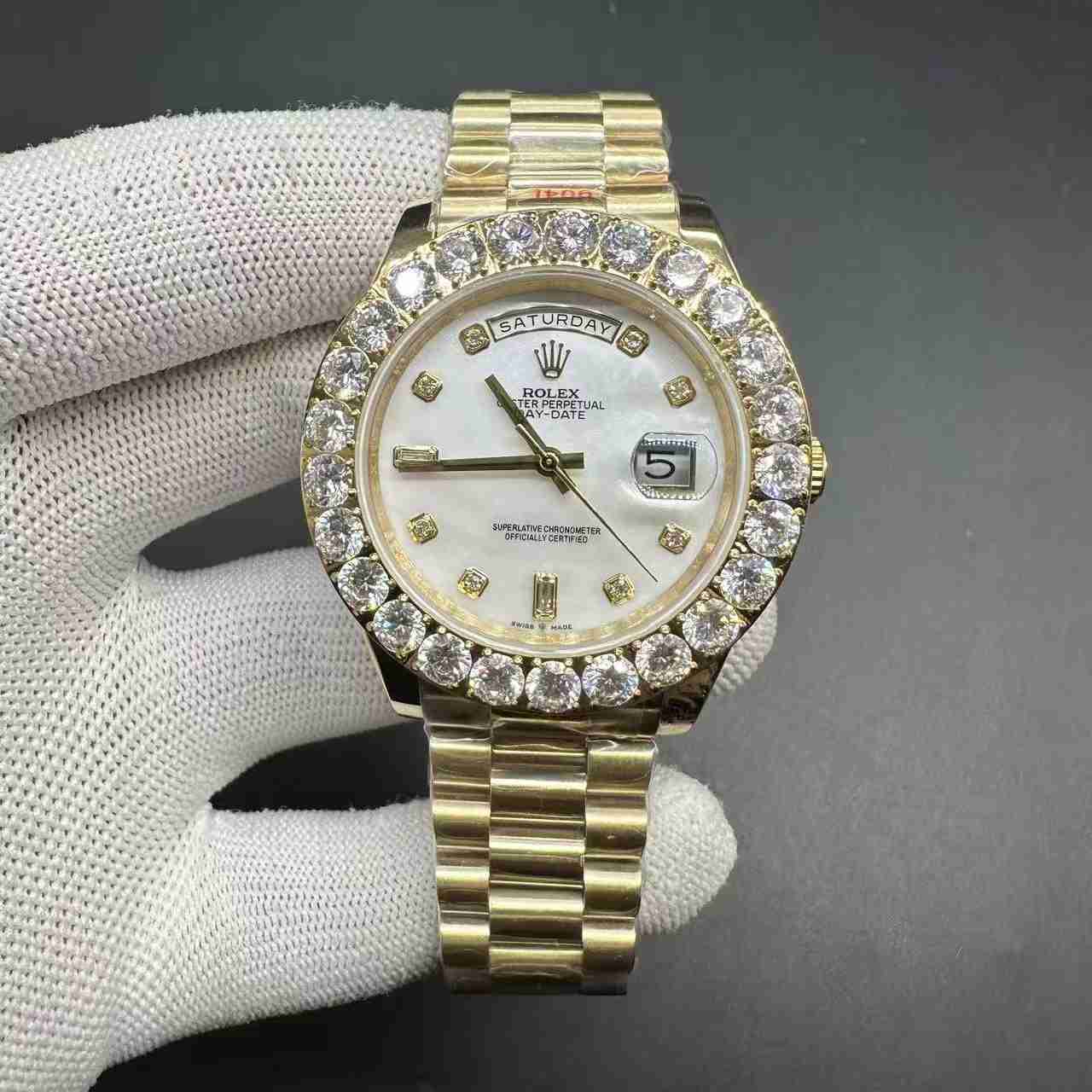 Daydate AAA automatic gold case 42mm big CZ prongset diamonds bezel white pearl dial. 115$