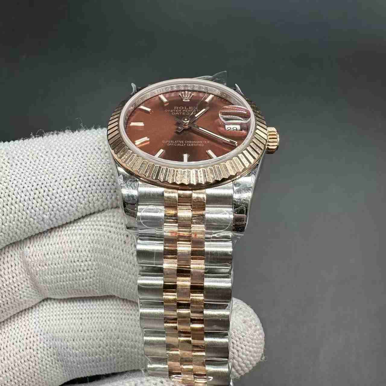 Datejust GM factory 2671 automatic rose gold 2tone 31mm brown dial jubilee band women watch. 390$