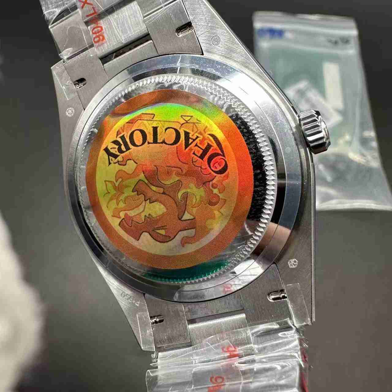 Daydate QF 2836 gain weight 185g steel case 40mm smooth bezel Arabic blue dial President band. 500$