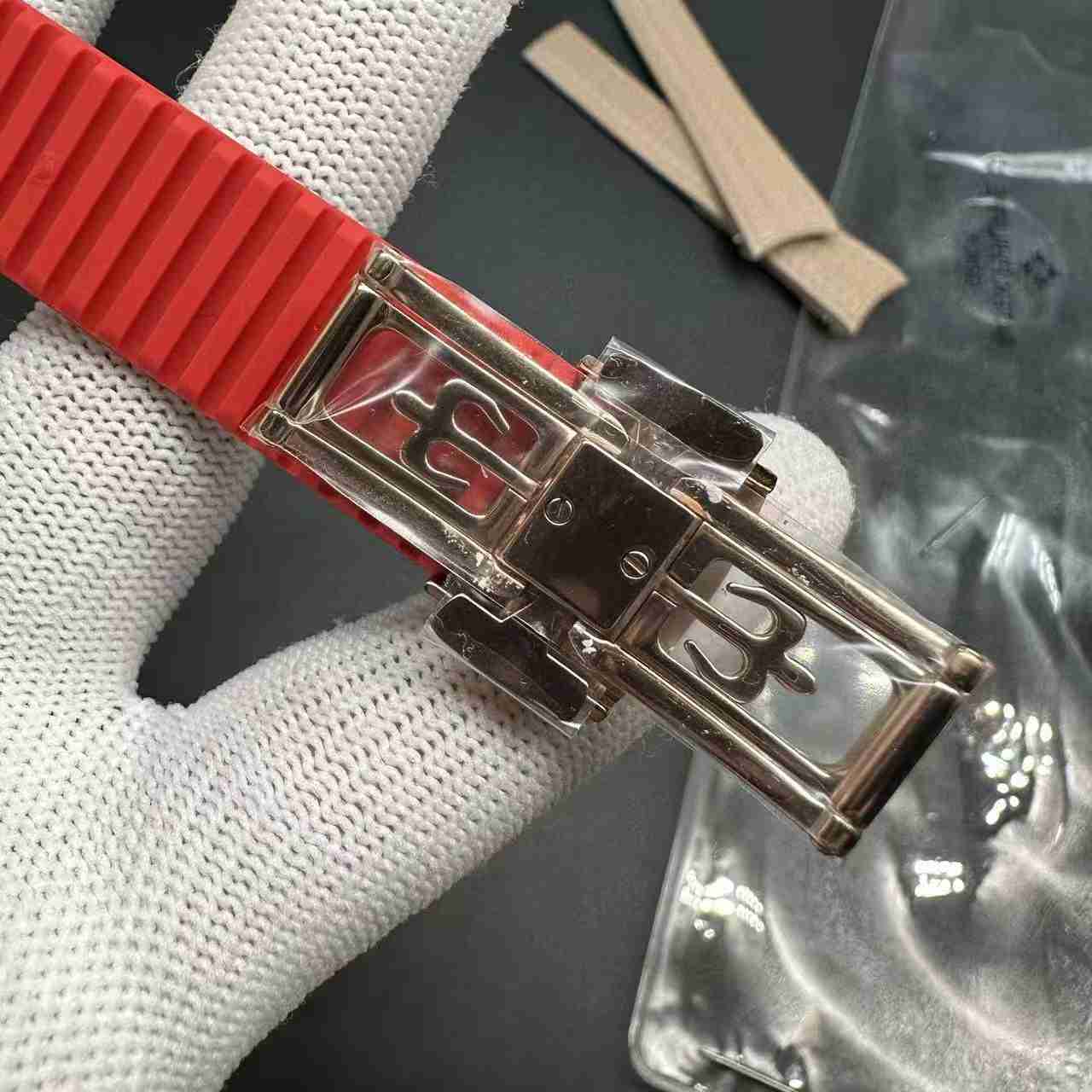 Patek Philippe Aquanaut 7968 CH 28-520 automatic rose gold case 40mm rainbow bezel baguette white dial red rubber strap 610$