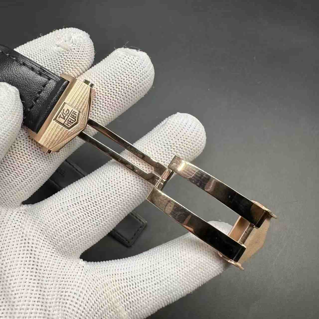 TAG Carrera AAA Quartz rose gold case white dial black leather stopwatch 115$