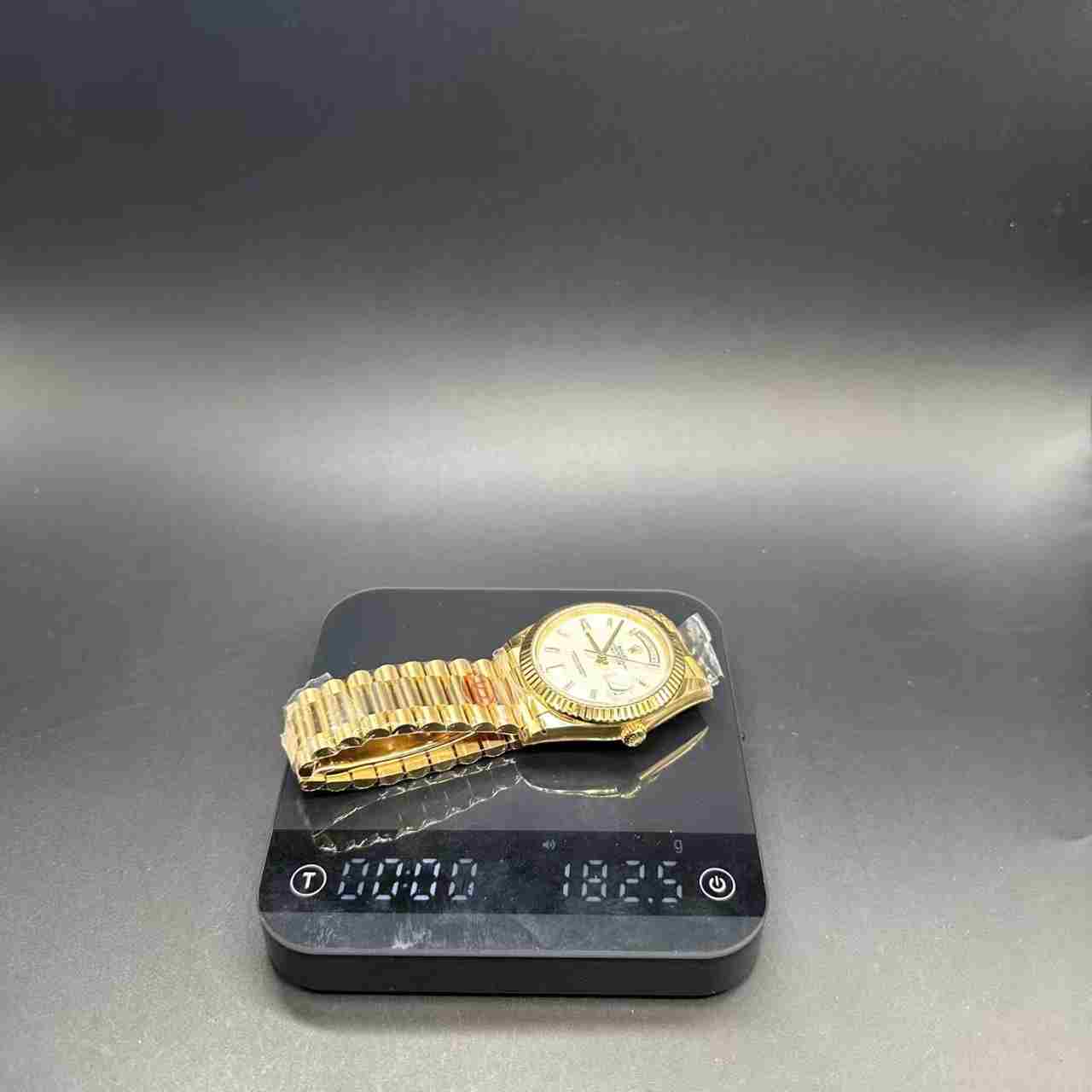 Daydate VS 3255 gain weight 182g gold case 40mm white pearl dial baguette numbers president band  750$