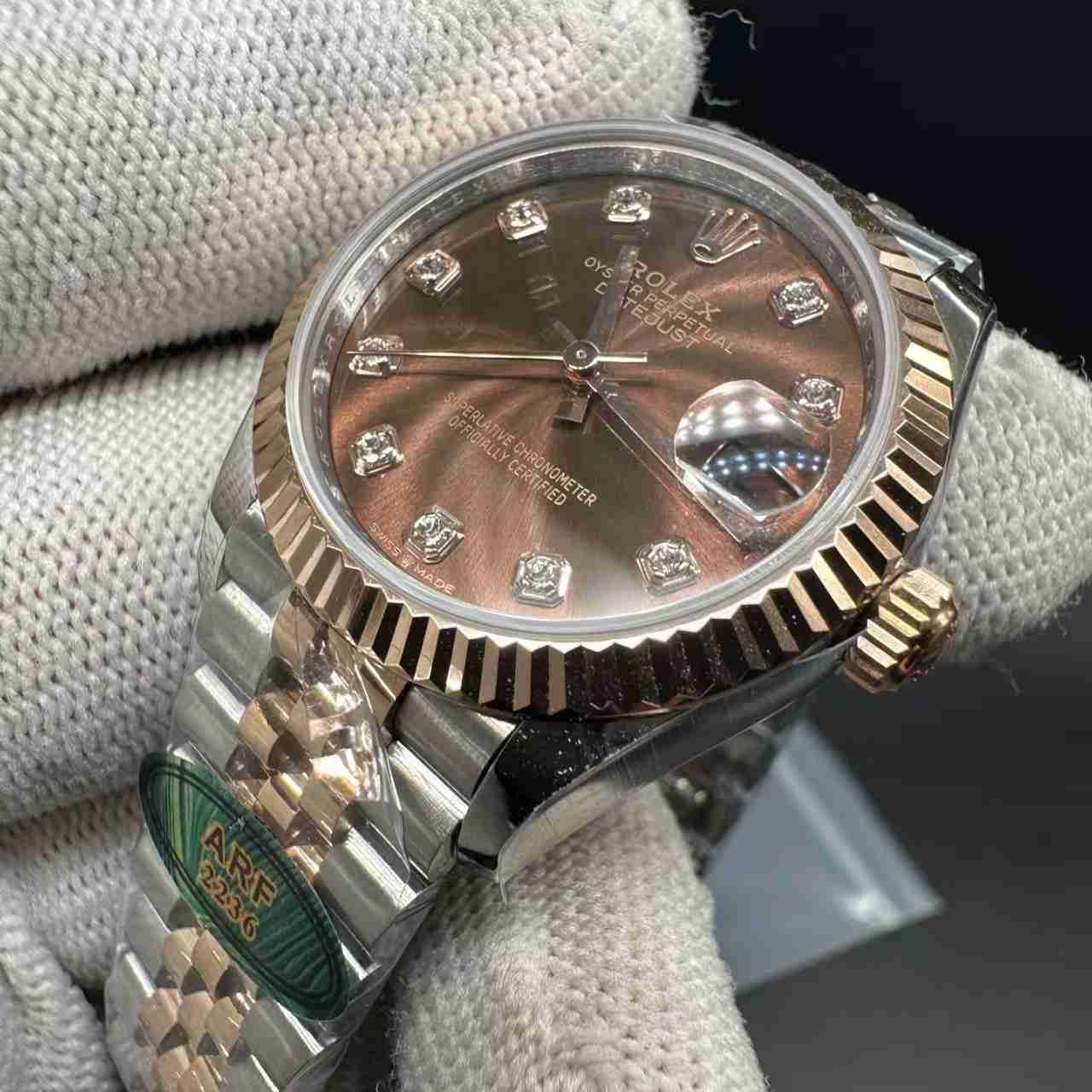 Datejust ARF 2236 automatic 2tone rose gold 31mm brown dial jubilee band 350$