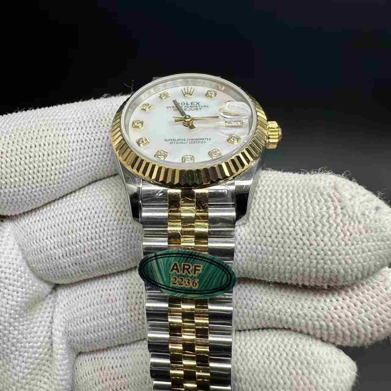 Datejust ARF 2236 automatic women 31mm 2tone gold case white pearl dial jubilee band 350$
