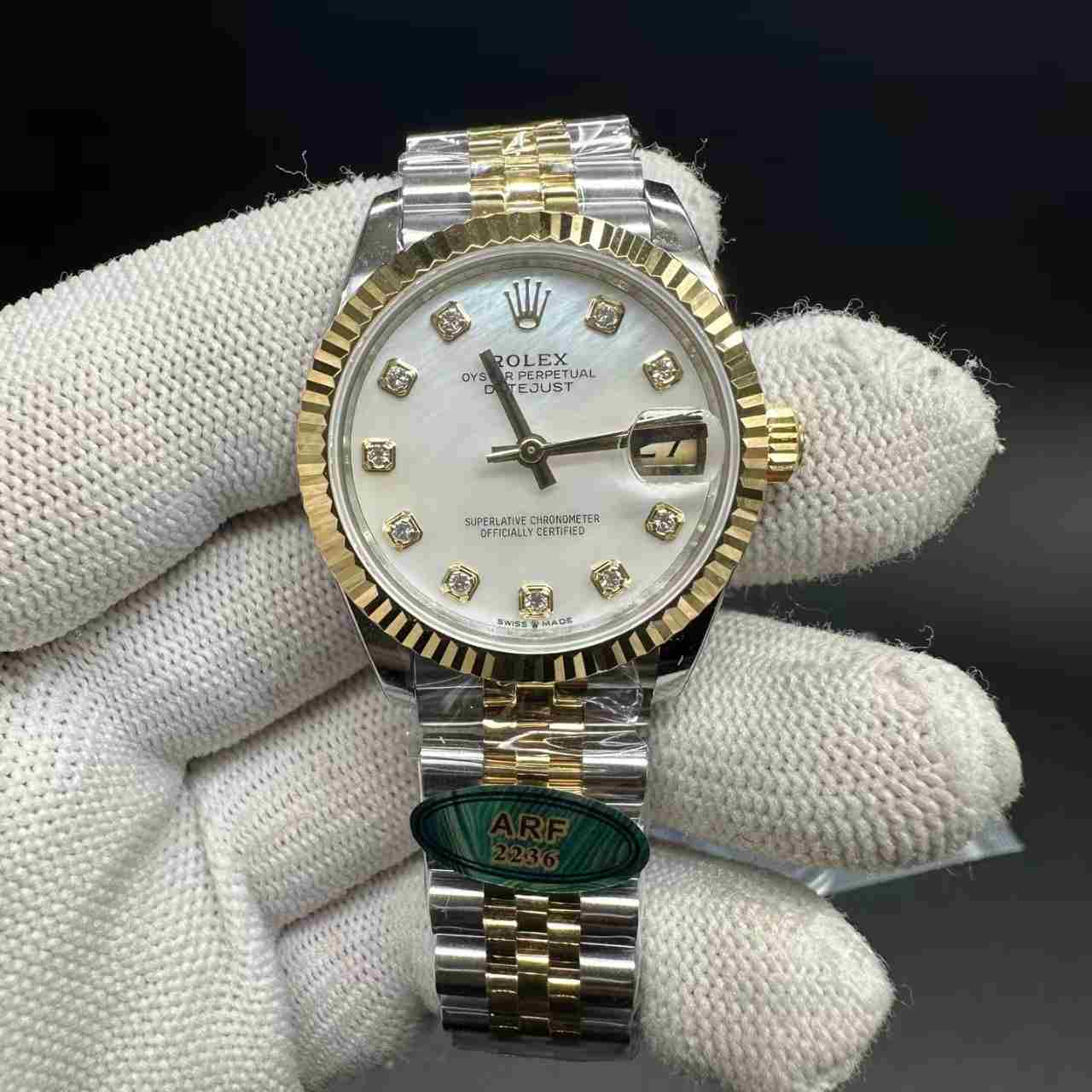 Datejust ARF 2236 automatic women 31mm 2tone gold case white pearl dial jubilee band 350$