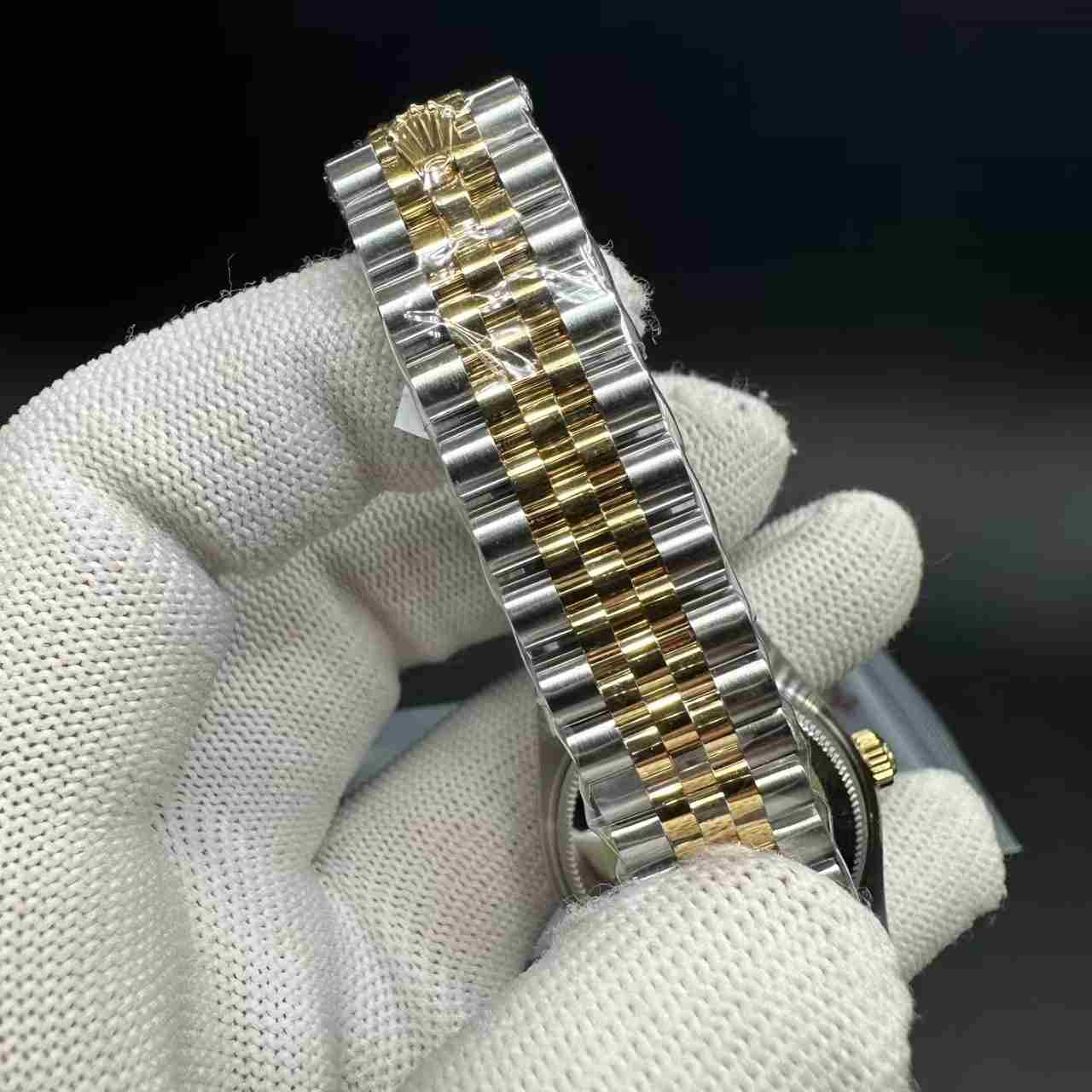 Datejust ARF 2236 automatic women 31mm 2tone gold case white pearl dial jubilee band 350$