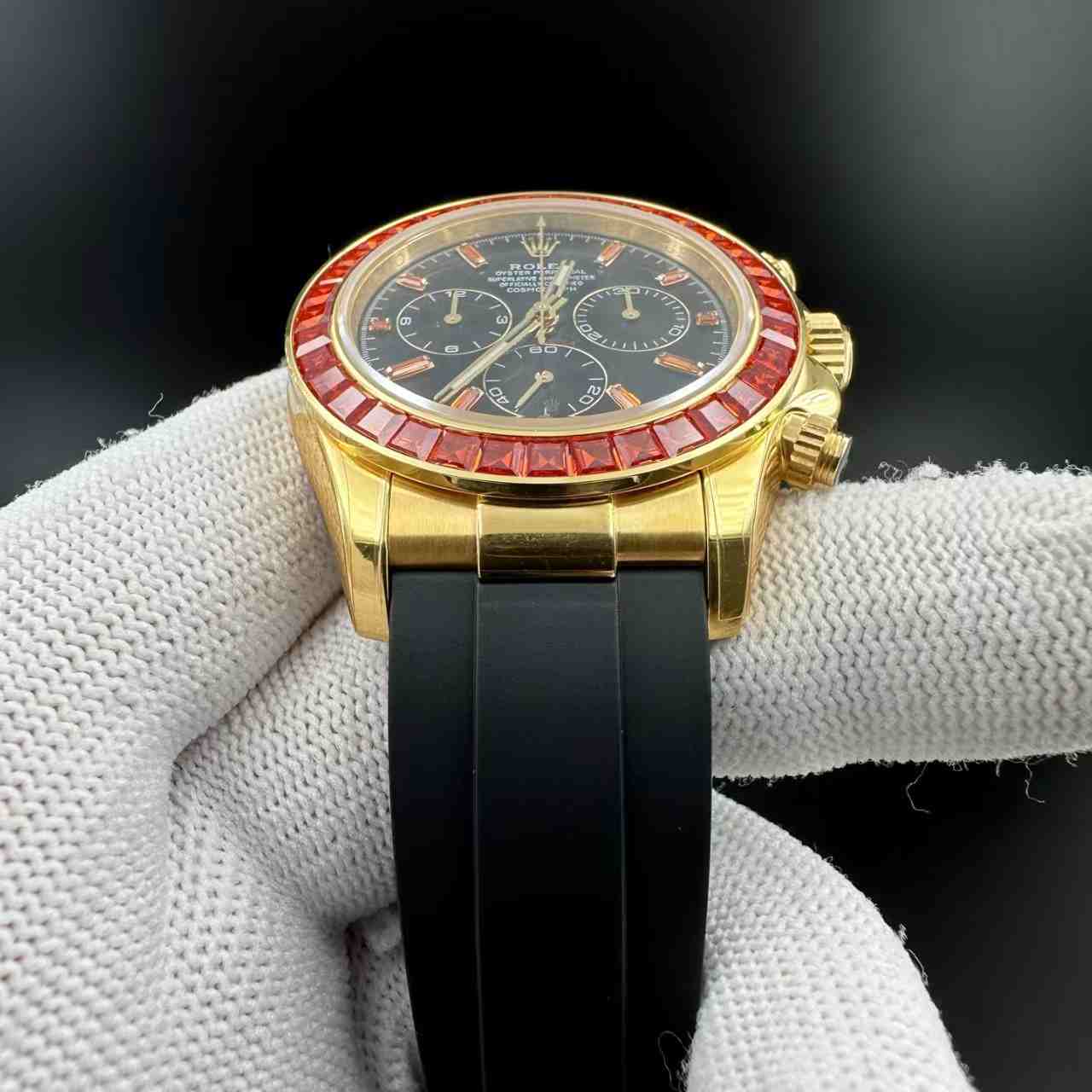 Daytona Super clone 4130 Gold case 40mm Red baguette diamonds bezel black dial black rubber strap  580$
