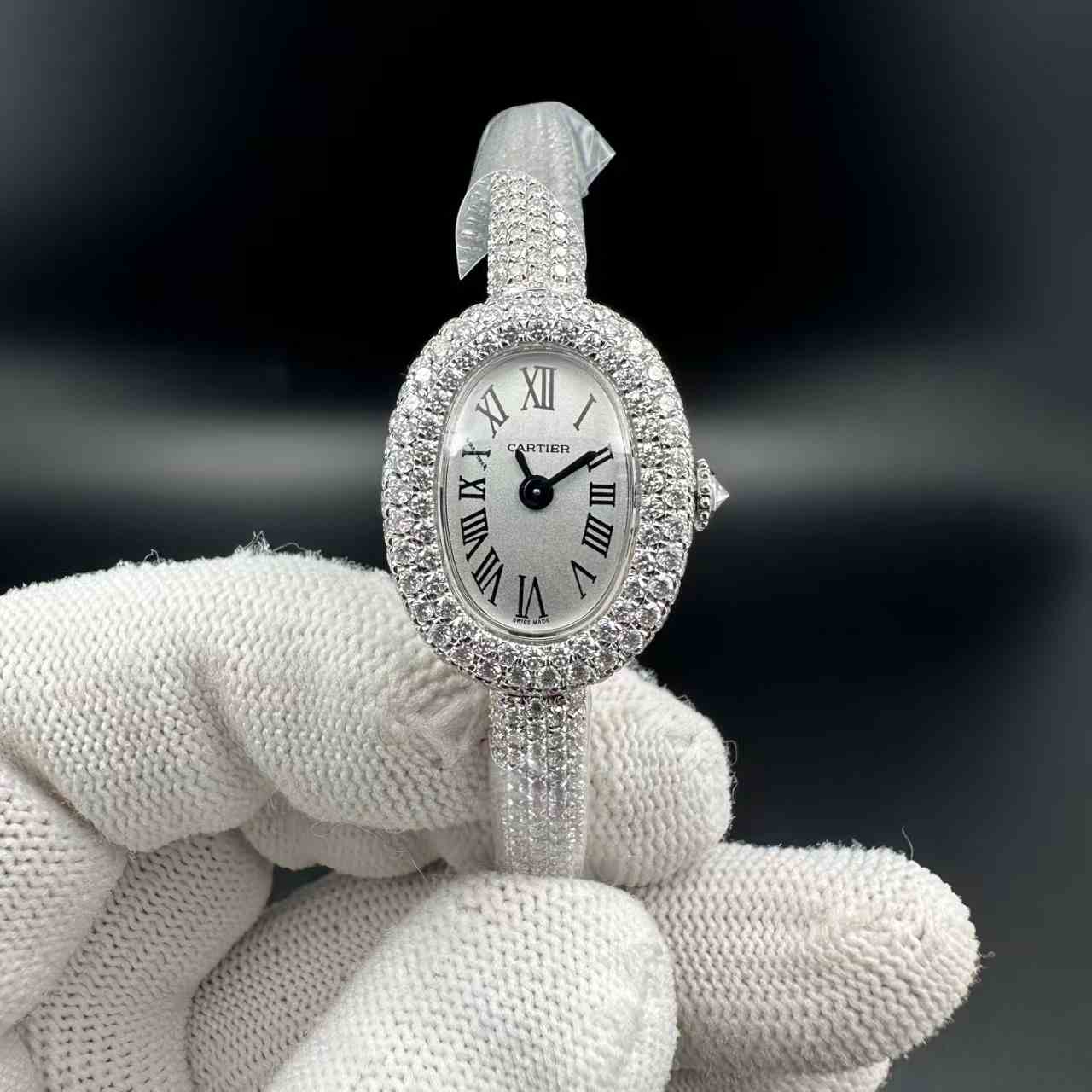 Cartier bathtub Moissanite diamonds 16/17cm bracelet  600$