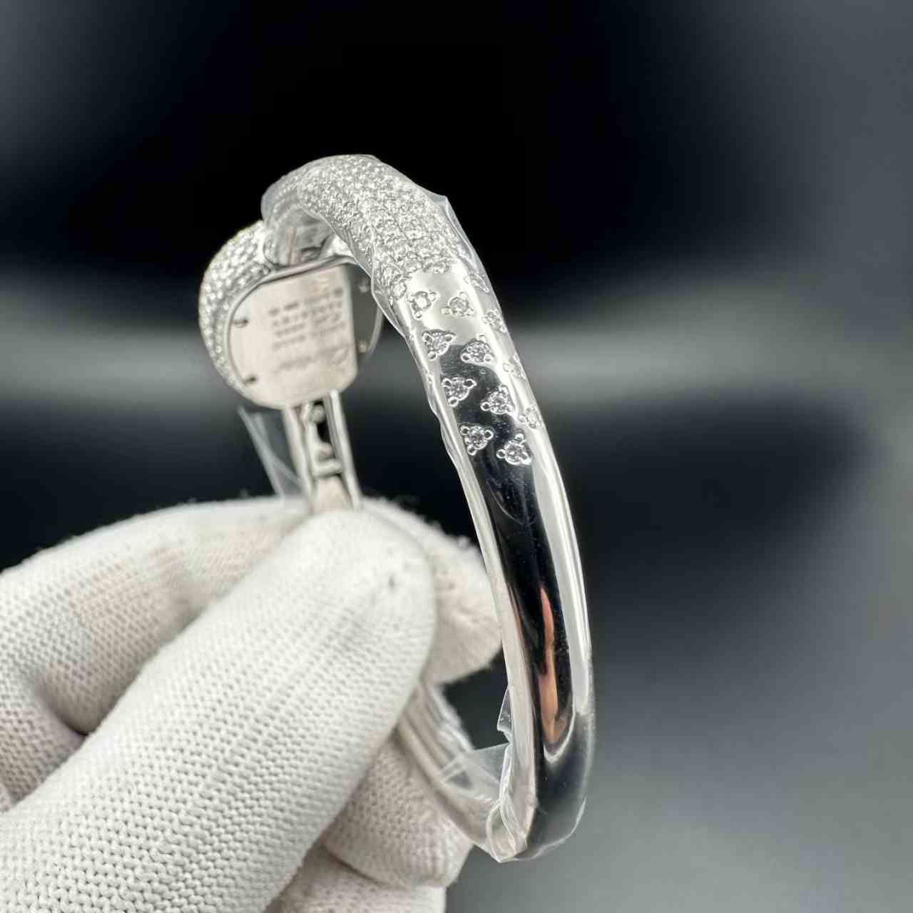 Cartier bathtub Moissanite diamonds 16/17cm bracelet  600$