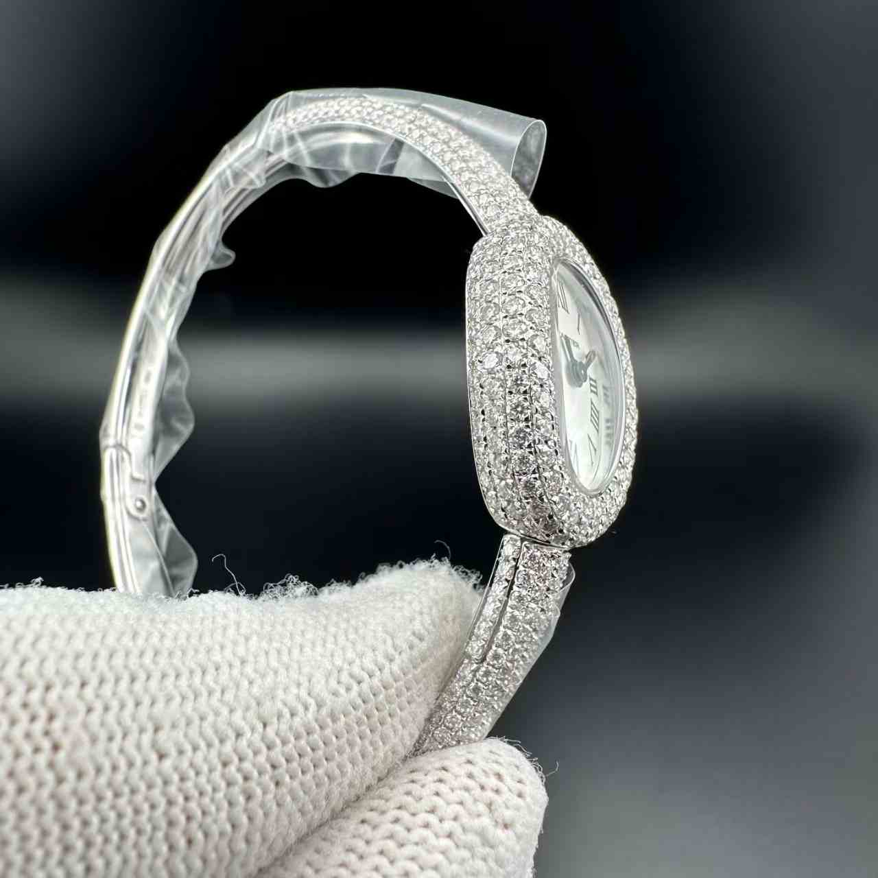 Cartier bathtub Moissanite diamonds 16/17cm bracelet  600$