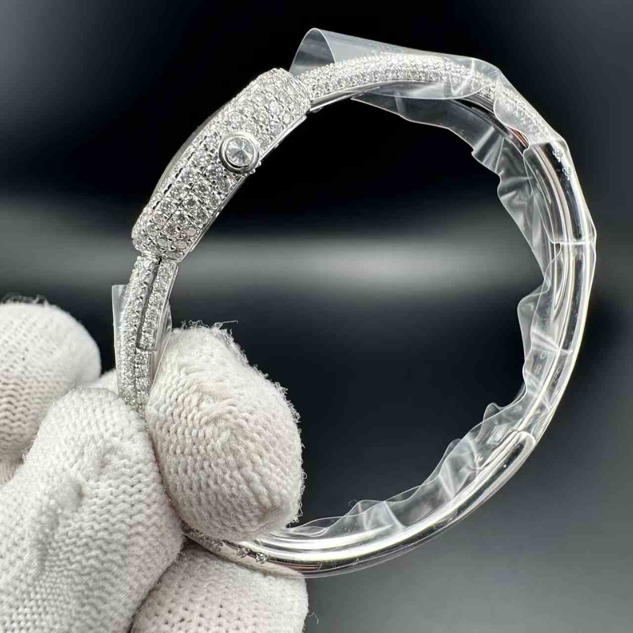 Cartier bathtub Moissanite diamonds 16/17cm bracelet  600$