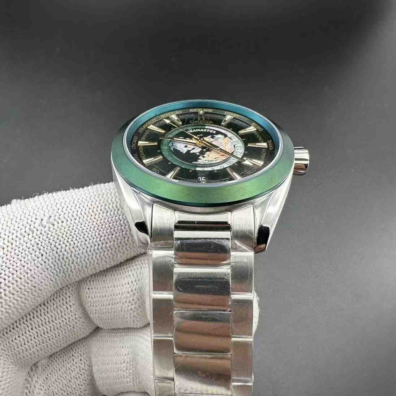 Omega Seamaster green super clone 8938 automatic  350$
